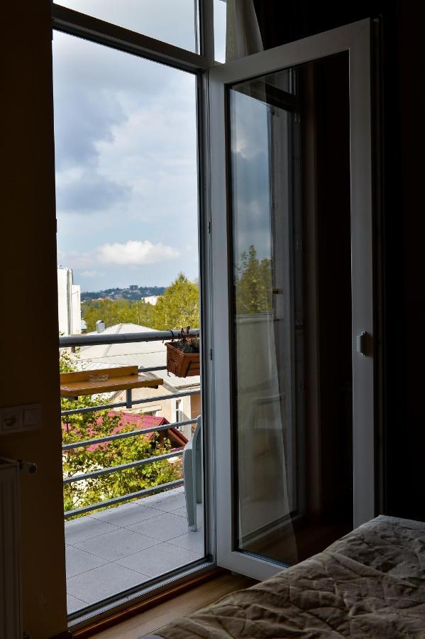 Happy Stay Hotel Кутаиси Екстериор снимка