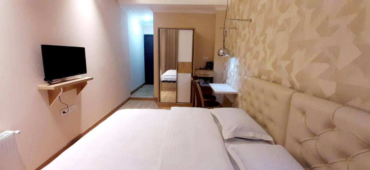 Happy Stay Hotel Кутаиси Екстериор снимка
