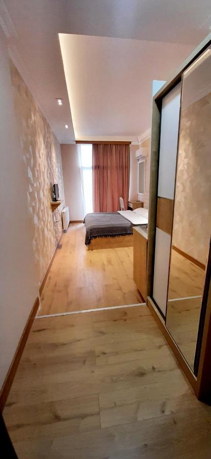Happy Stay Hotel Кутаиси Екстериор снимка